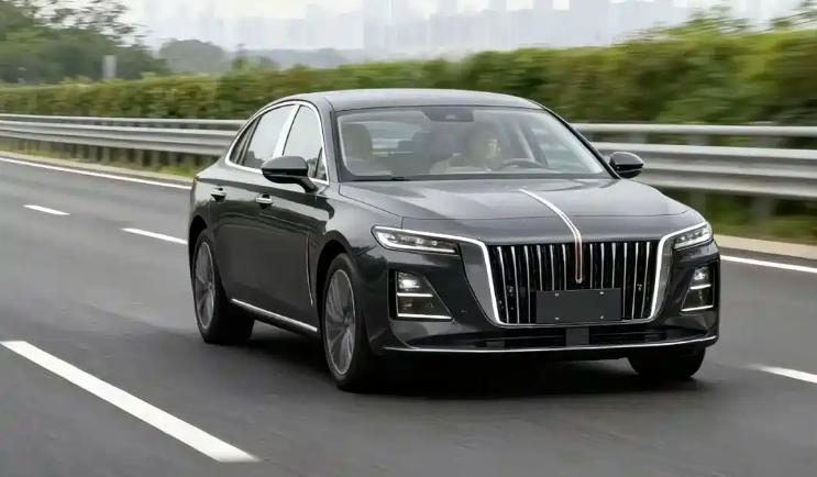 懂车之道讯懂车之道快讯，网络上曝光一组2026款红旗H5实车图。