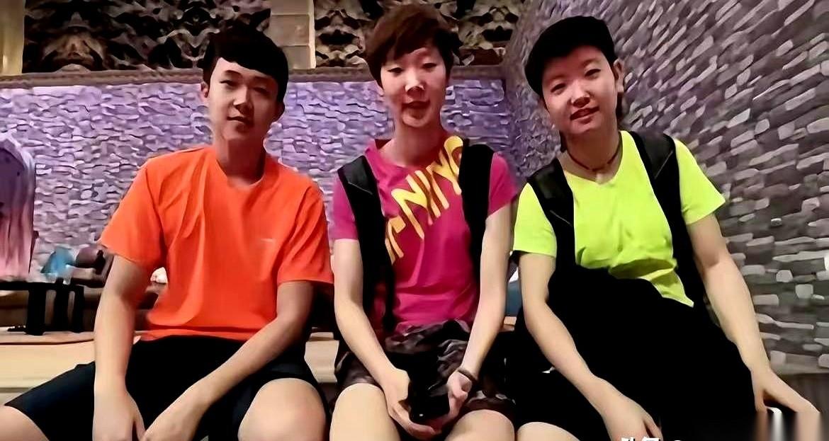 这几场乒乓球世界杯打下来，国乒主力全员都在“玩命”。
王楚钦在场上的时候，对面已