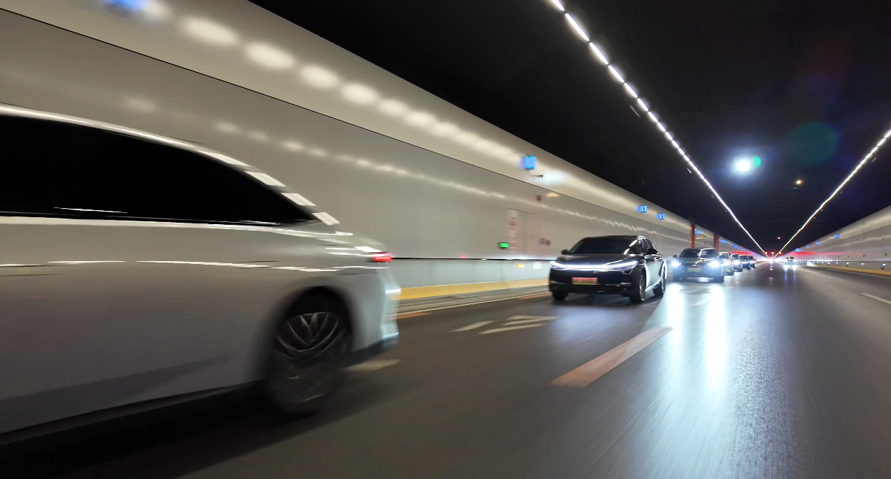 如果你的购车预算是十万元，但又担心安全与性能？上懂车帝上搜这档博主车圈小晨&亚宁