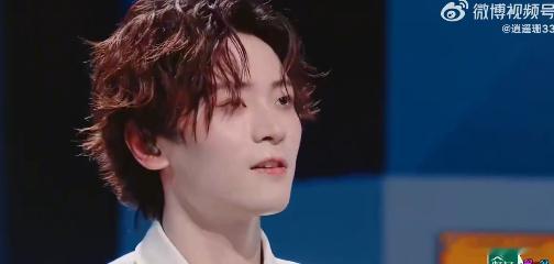 蔡淇满分的舞台0分的结果蔡淇又唱又跳但是0票 刚才刷到他下台之后还在强装笑跟粉丝