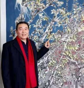 刘青山儿子刘铁奇，当年成绩优异的他，舍弃清华北大，却成为石油学院的一名新生。19