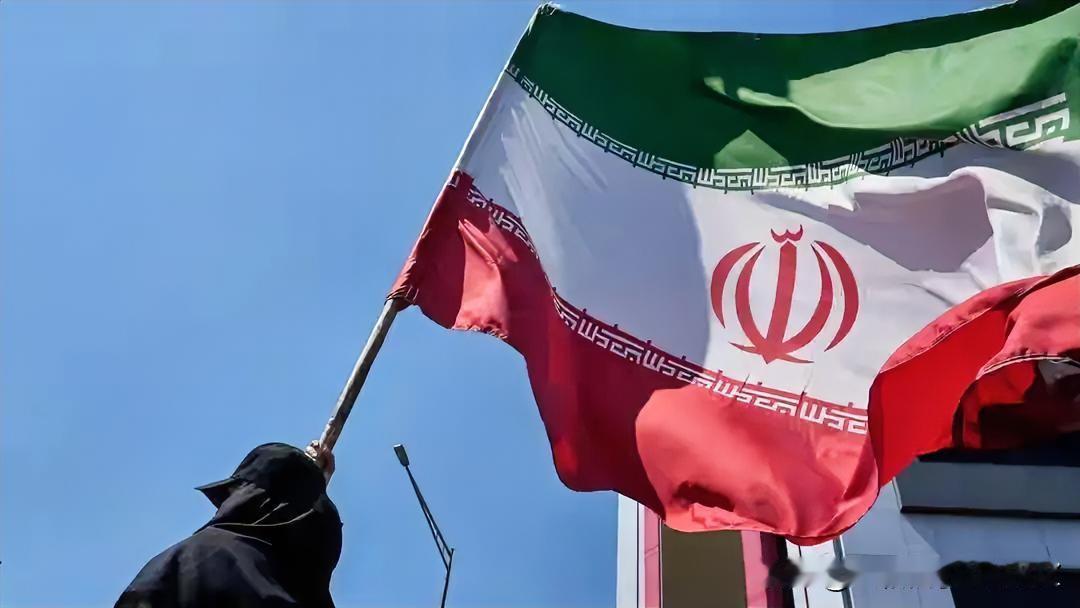 6月11日，美国拉着英、法、德等21国，凑够22国发联合声明，相当于给伊朗下了“