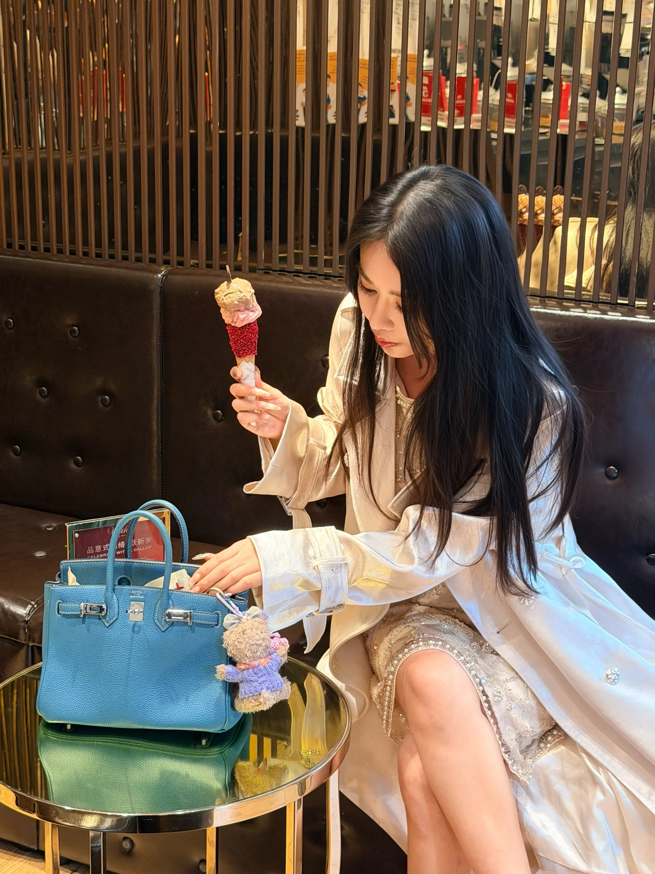 除了自律和赚钱 就是享受独处  与自己无关的事 不想问 不想说 不想知道