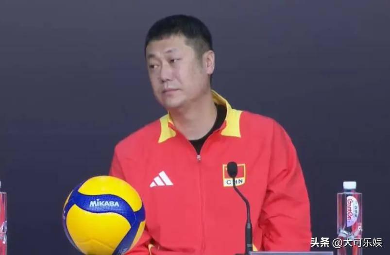 2026年赵勇带领中国女排喜忧参半，夺得亚运会女排金牌可喜可贺；失去了亚锦赛冠军