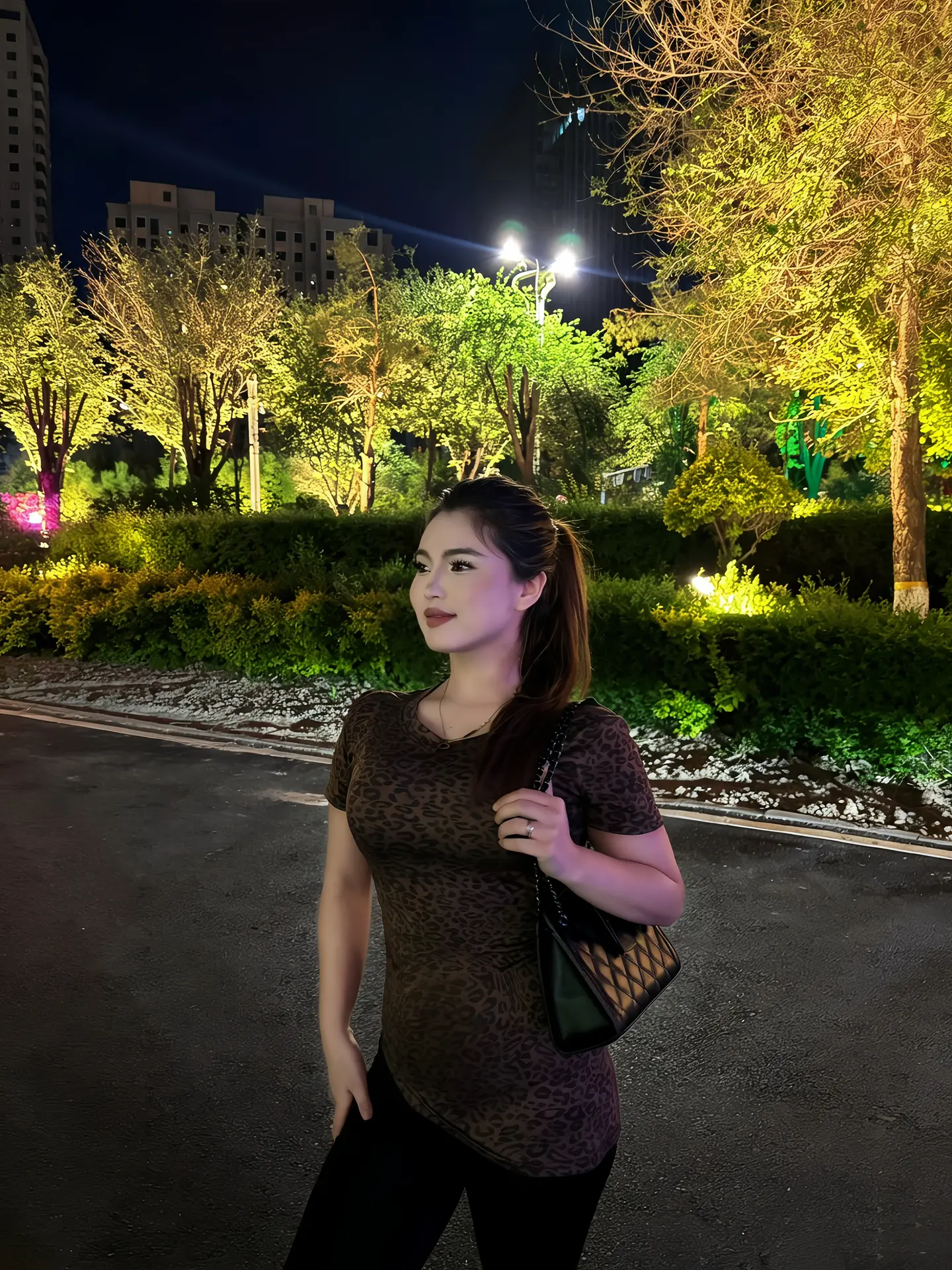 疲惫的日子里，唯一的盼头就是不希望以后那么糟糕