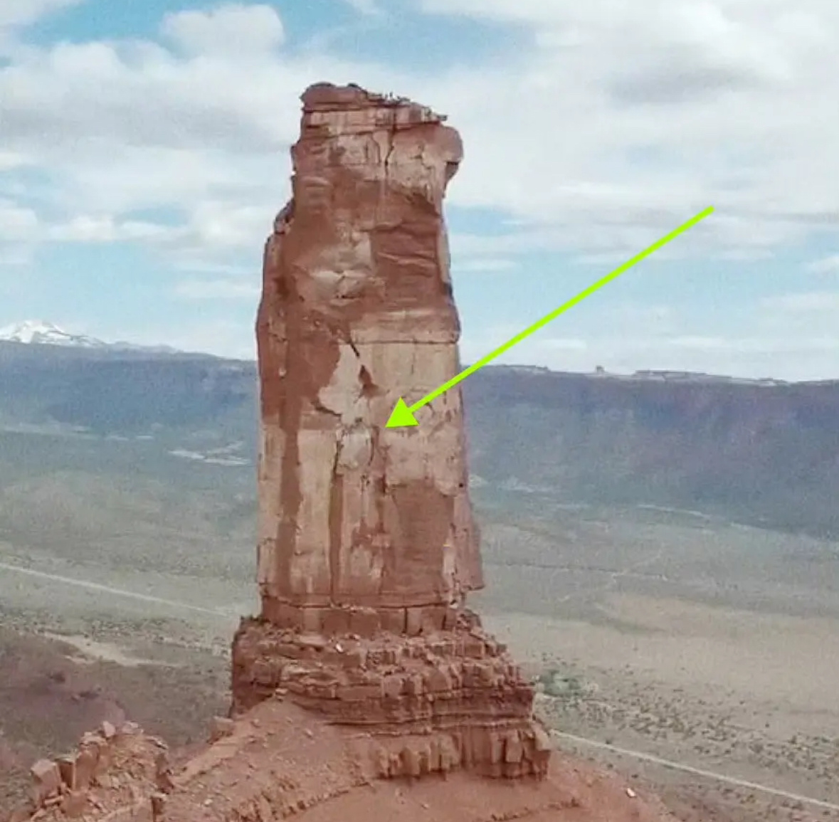 等一下，王一博不会是在这上面跳的舞吧？