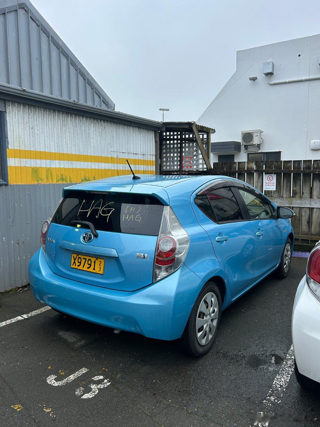 最近的给车友淘了不少小车。 ​​​