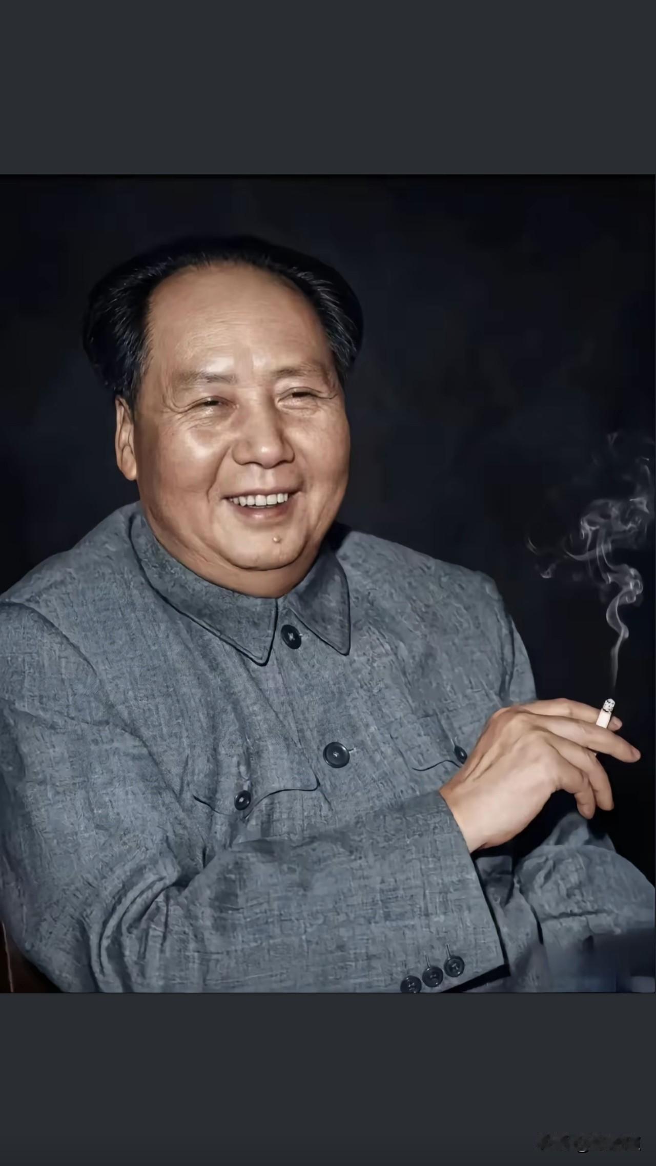 一代伟人毛主席，扭转乾坤、叱咤风云，不仅彻底改变了中国面貌，更极大提升了中国的国