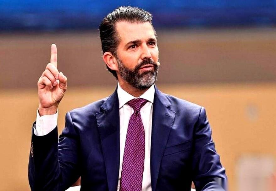 摩纳哥的街头，据说一半的布加迪、法拉利，挂着乌克兰的牌照。
这话是特朗普他大儿子