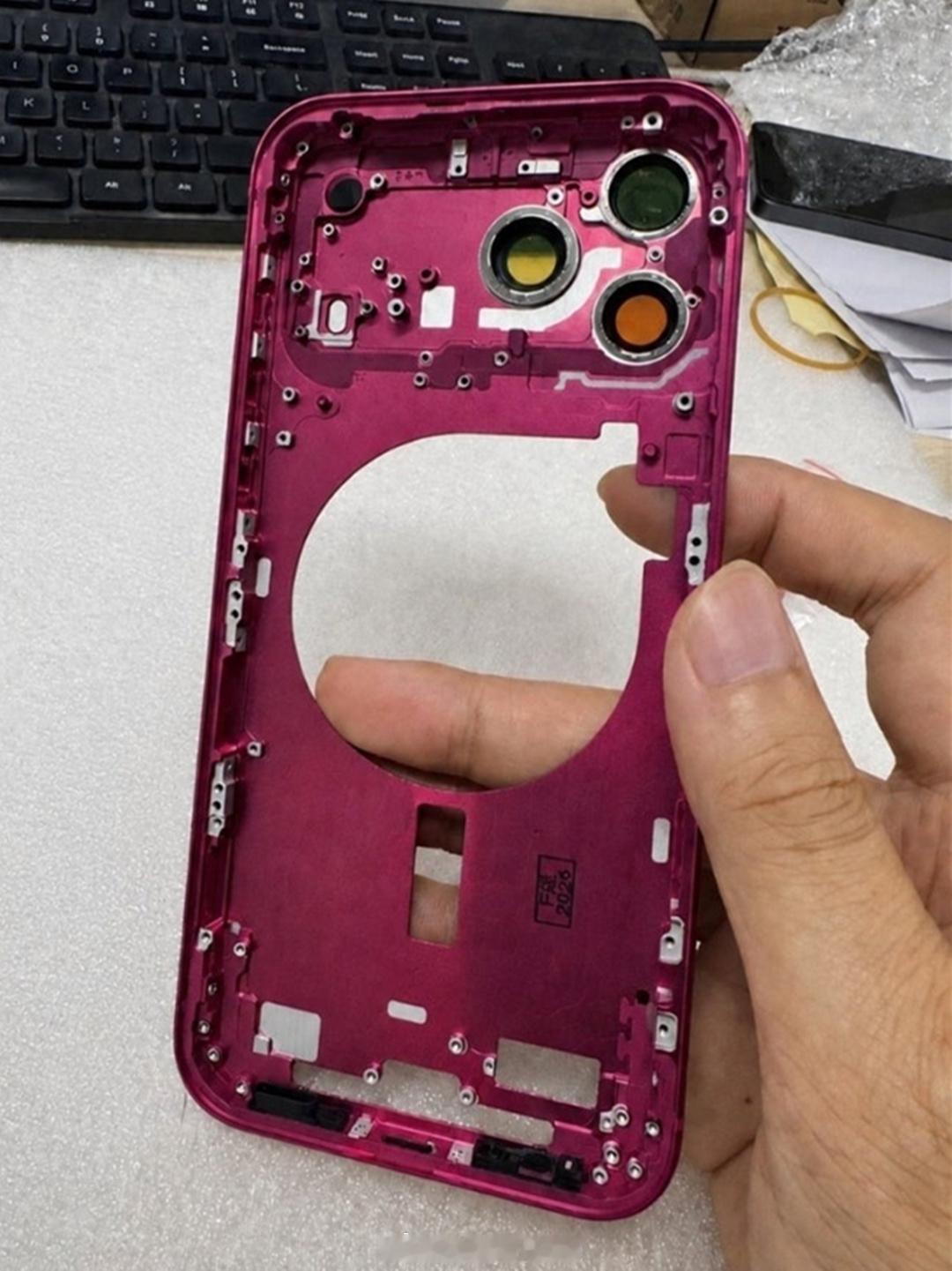 iPhone18ProMax配色 从曝光的疑似iPhone 18 Pro Max