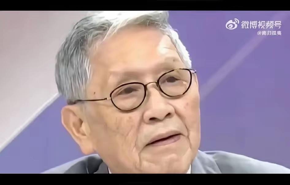 绿营名嘴这话说出来，真是让人哭笑不得。

他说大陆要打过来，最少得动员一千万人。