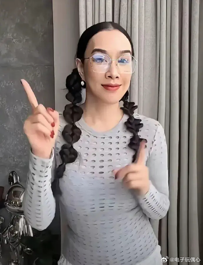 原来我的童年女神钟丽缇也老了 