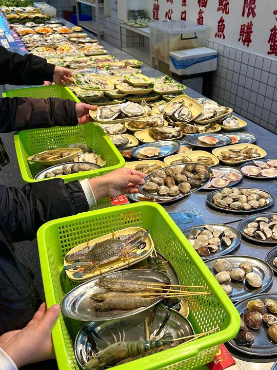 鲜鲜鲜鲜掉眉毛的粥底火锅你不会还没吃过吧