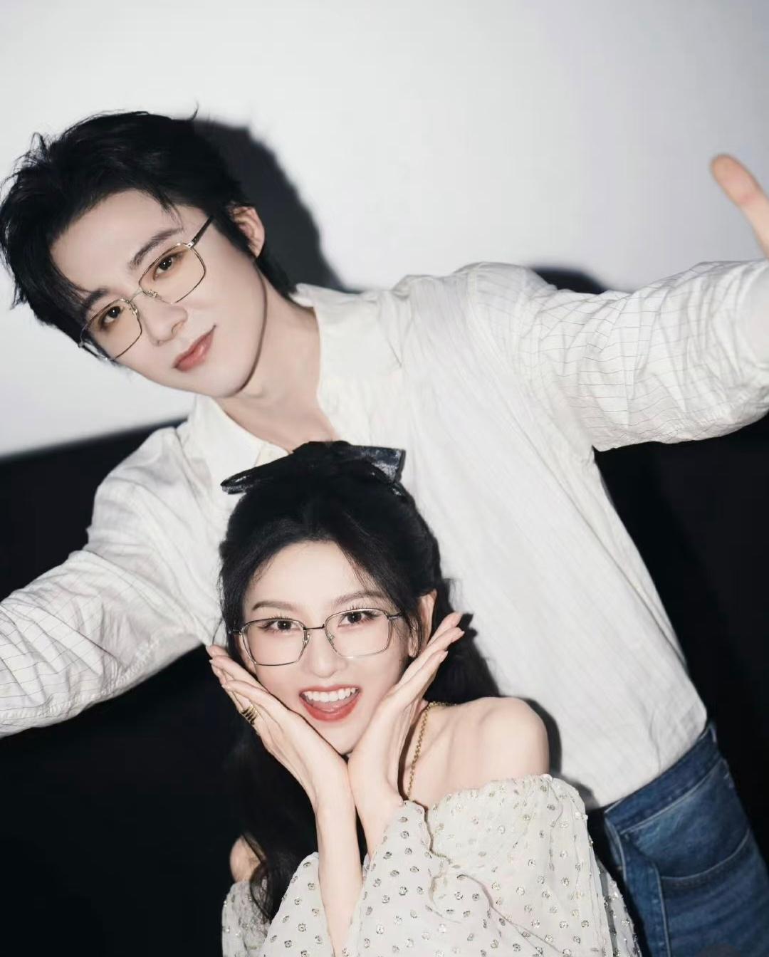 宋祖儿刘宇宁恋情风波，

从头到尾，刘宇宁啥也没做。

这两天，宋祖儿 刘宇宁的