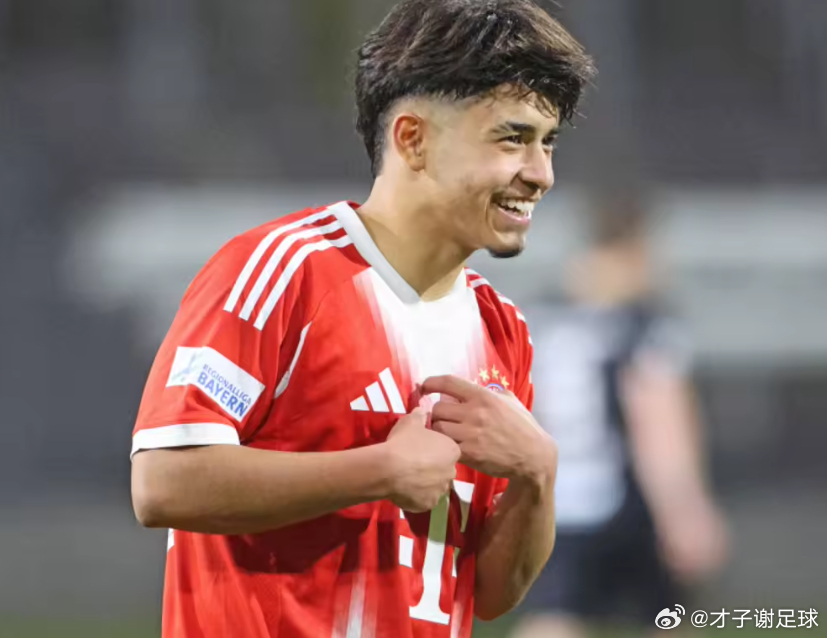 葡萄牙媒体《ABola》报道:已经代表拜仁完成德甲首秀的新星迈孔卡多佐拥有巴西、