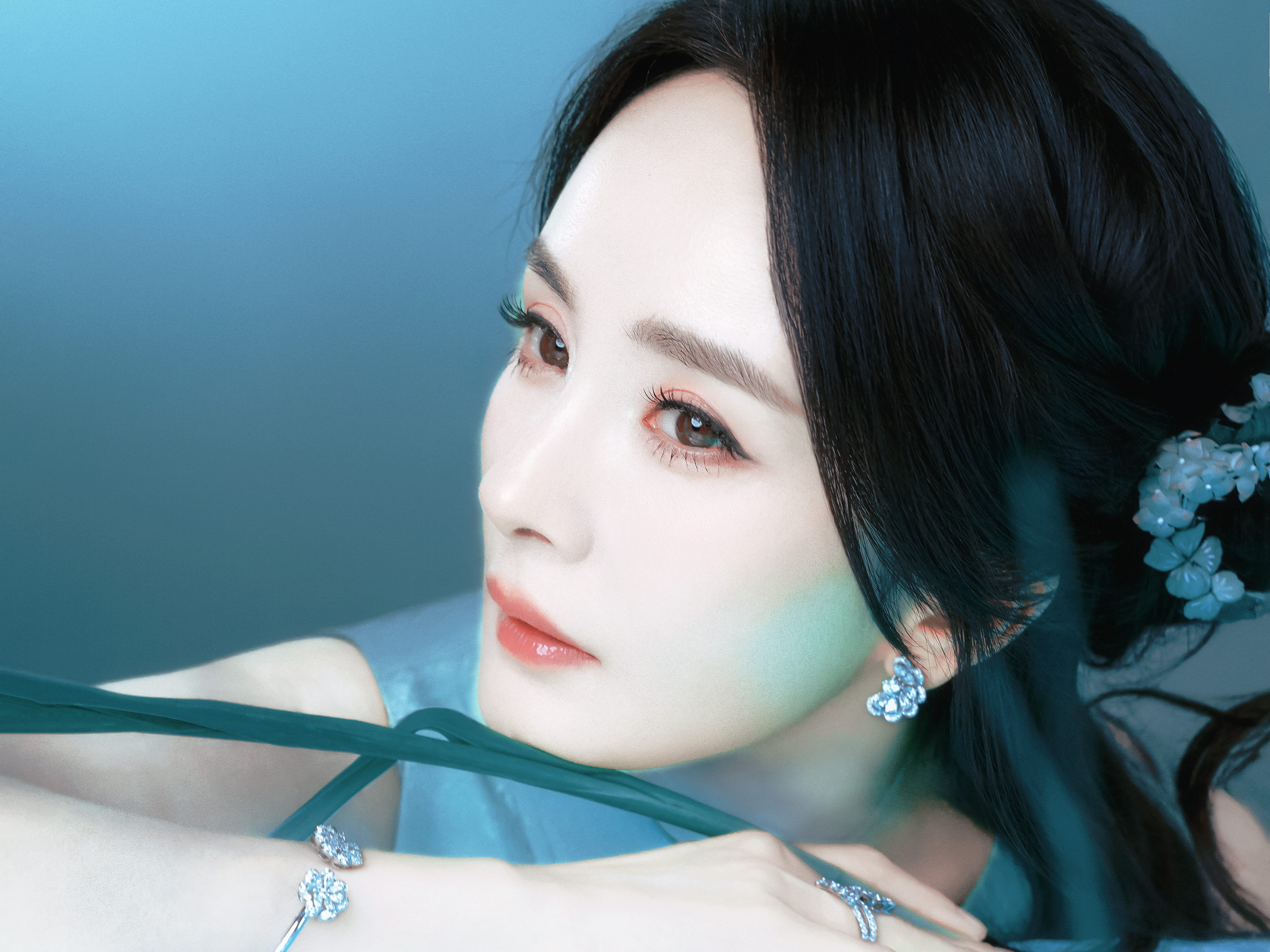 ▪️ 杨幂 ｜ 🫧一幅云蓝一叶舟 🎐杨幂杨幂打卡过的吊床被睡断了