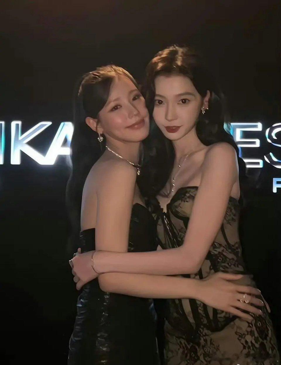 没有对比就没有伤害，易梦玲你美翻啦 ​​​