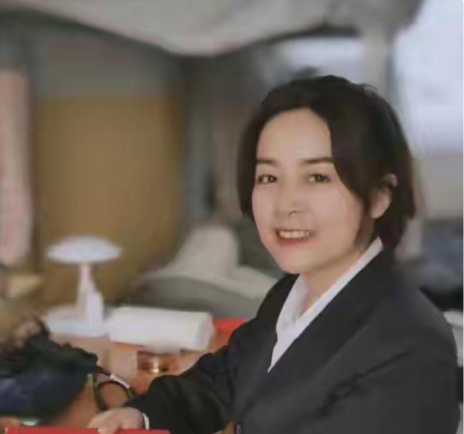 年轻美女老师命丧车祸：爱生如子好老师一路走好！车祸猛于虎，交警必杀虎。各方担责，