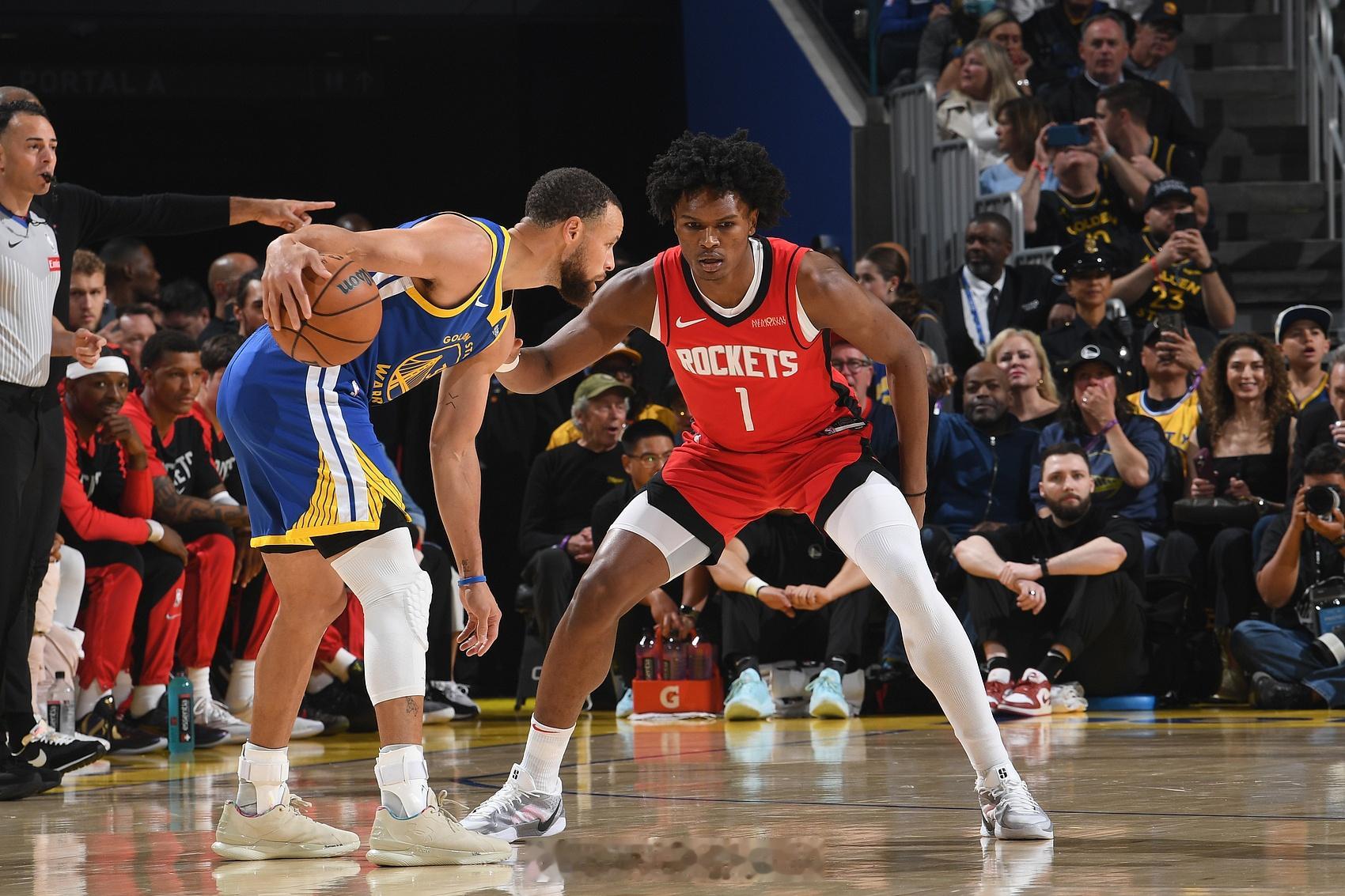 “谁排的赛程？”—— 随着明日 NBA 杯小组赛西部 C 组焦点战的临近，火箭与