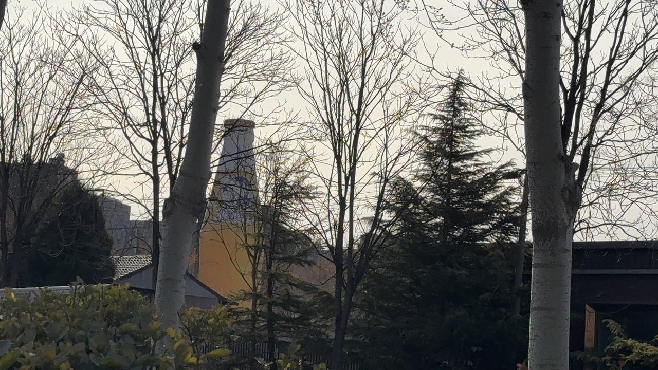 去工厂门口，打包了一箱北冰洋当手信！
出发回程！今日任务1200km
你们还有跟