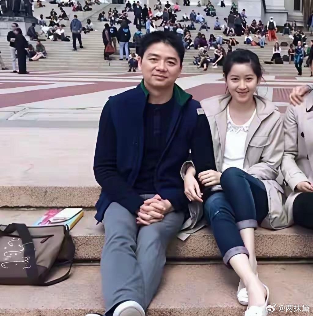 这绝对是生理性喜欢。 