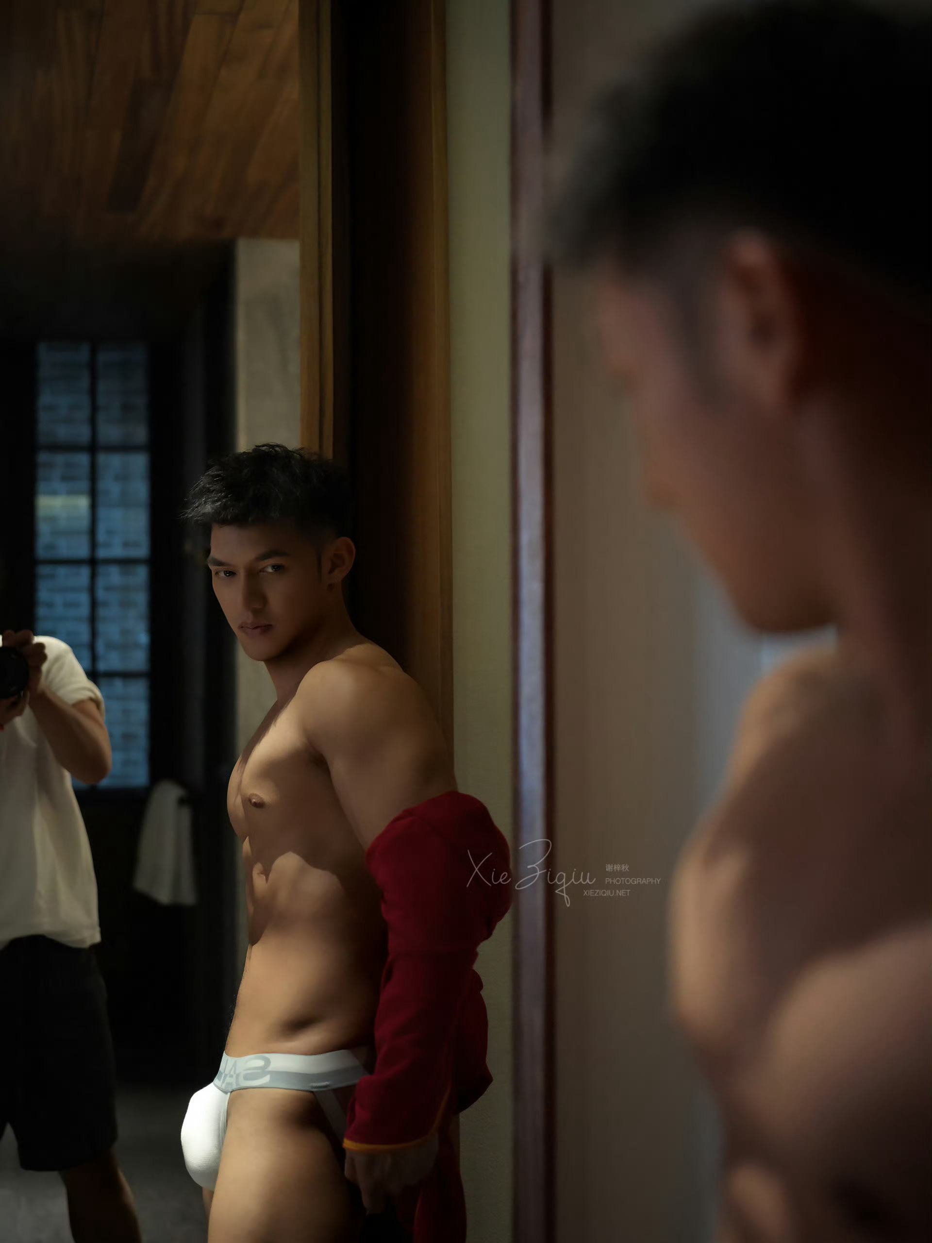 repost ：谢梓秋photography ：网页链接 出镜 ：欧浩晨Aaro
