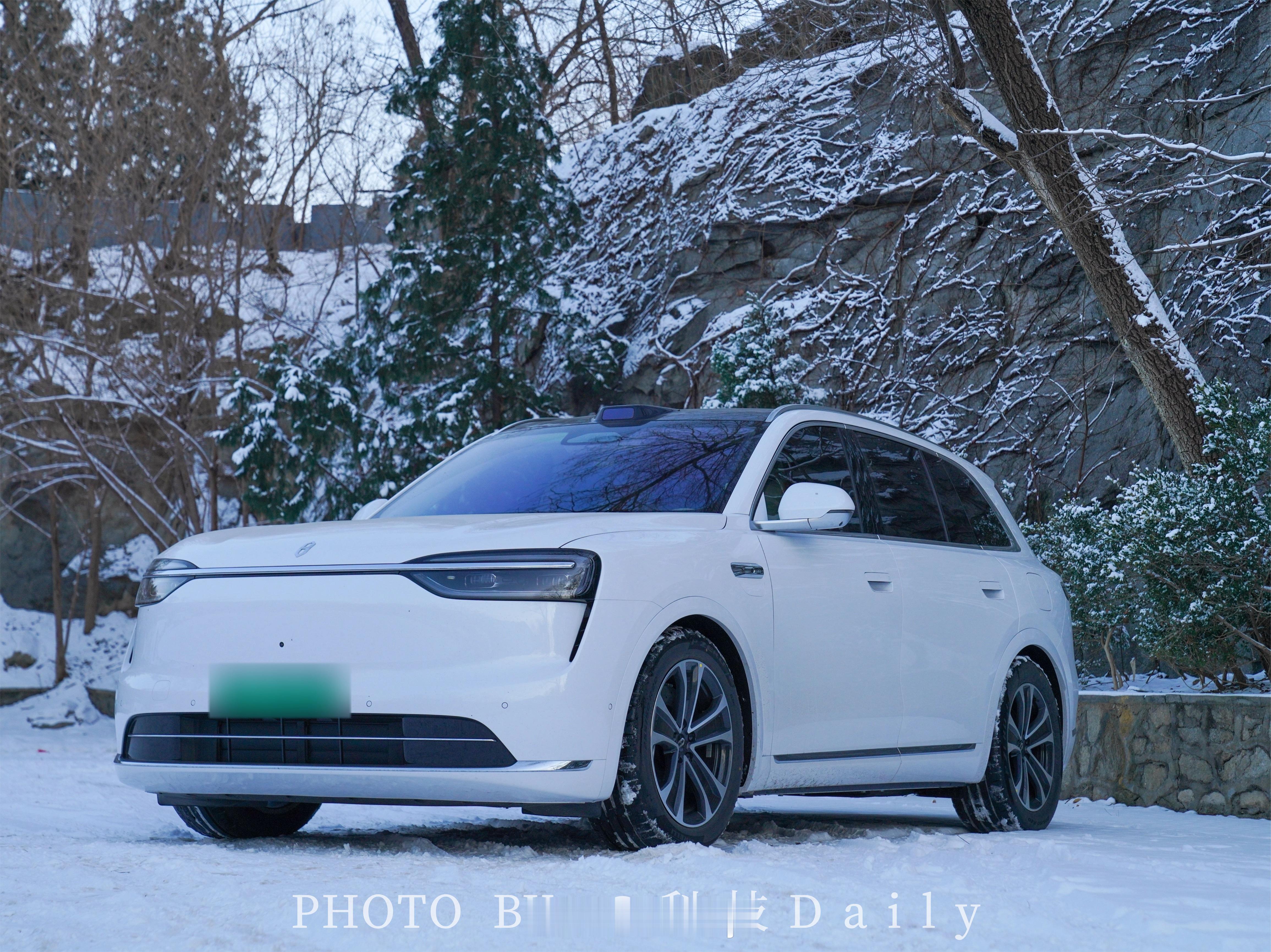 全新问界M7，在北京幸福过冬。全新问界M7