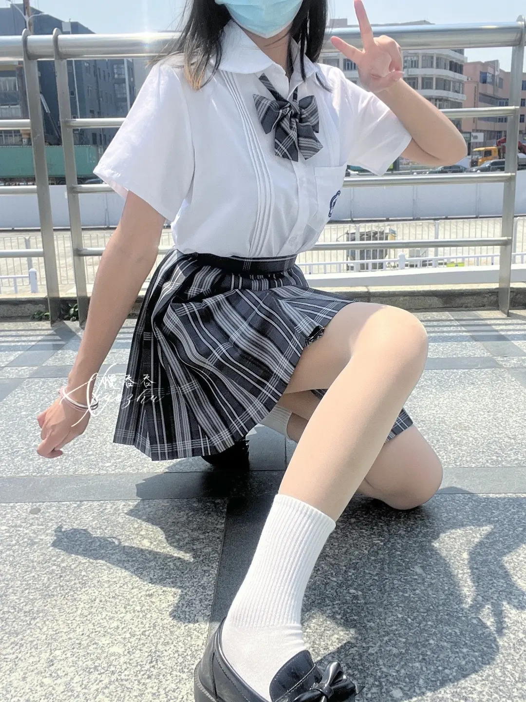 今日文案“今天我是巧克力  乖巧刻苦又努力”