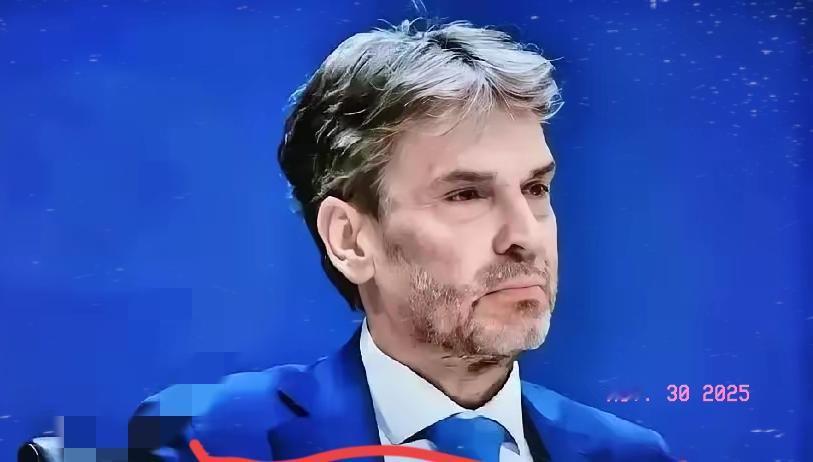 快讯！快讯！
控制权不归还、晶圆断供、欠款拖薪，一套组合拳打得很“到位”。这事已