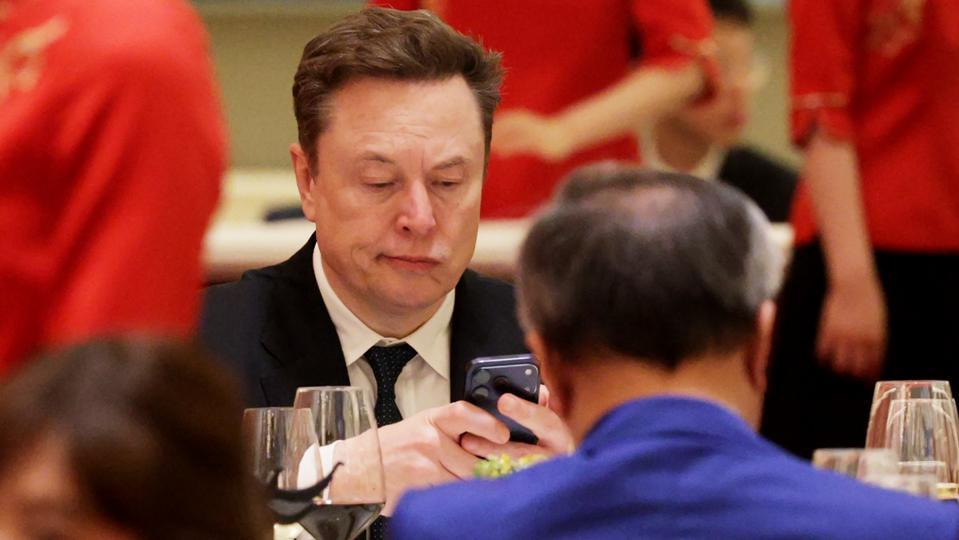 马斯克好忙！下周星舰12飞、SpaceX发布招股书、特斯拉SX交付活动据红火星报