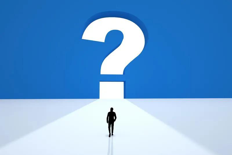 【新概念英语语法讲解每天一集】
今天来讲讲大家经常要用到的too…to…,中文的