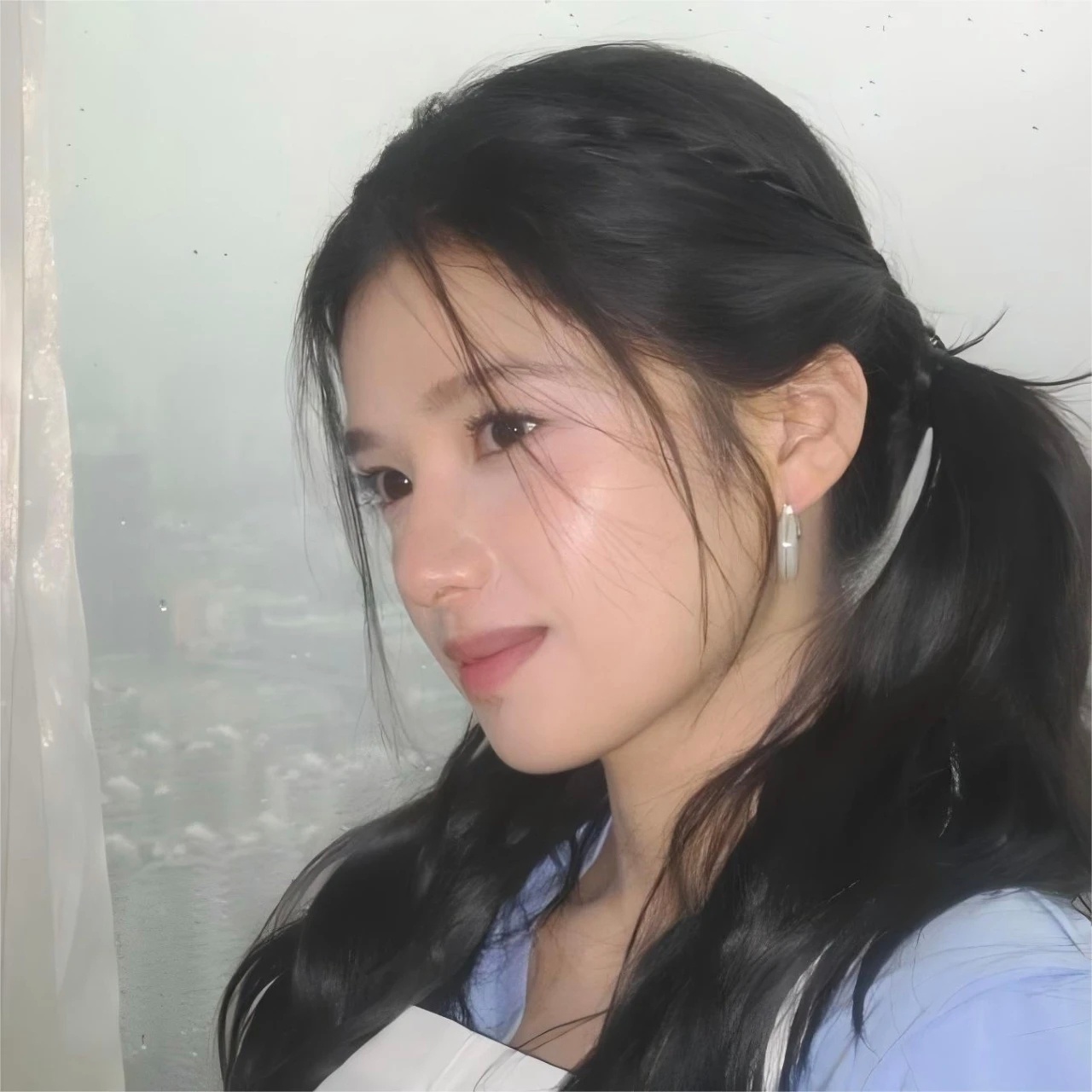内娱女明星头像 | 溢出屏幕的生命力 | 张婧仪 