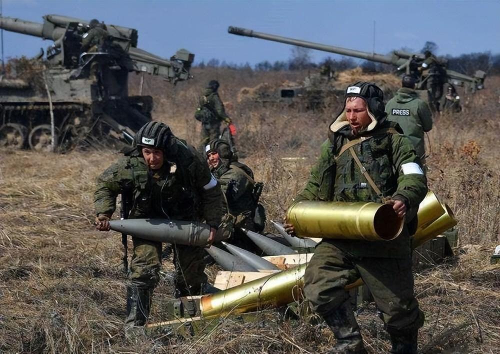 俄1万多枚导弹、数万架无人机、几百万发炮弹都击不垮乌克兰的原因终于被发现，这次威