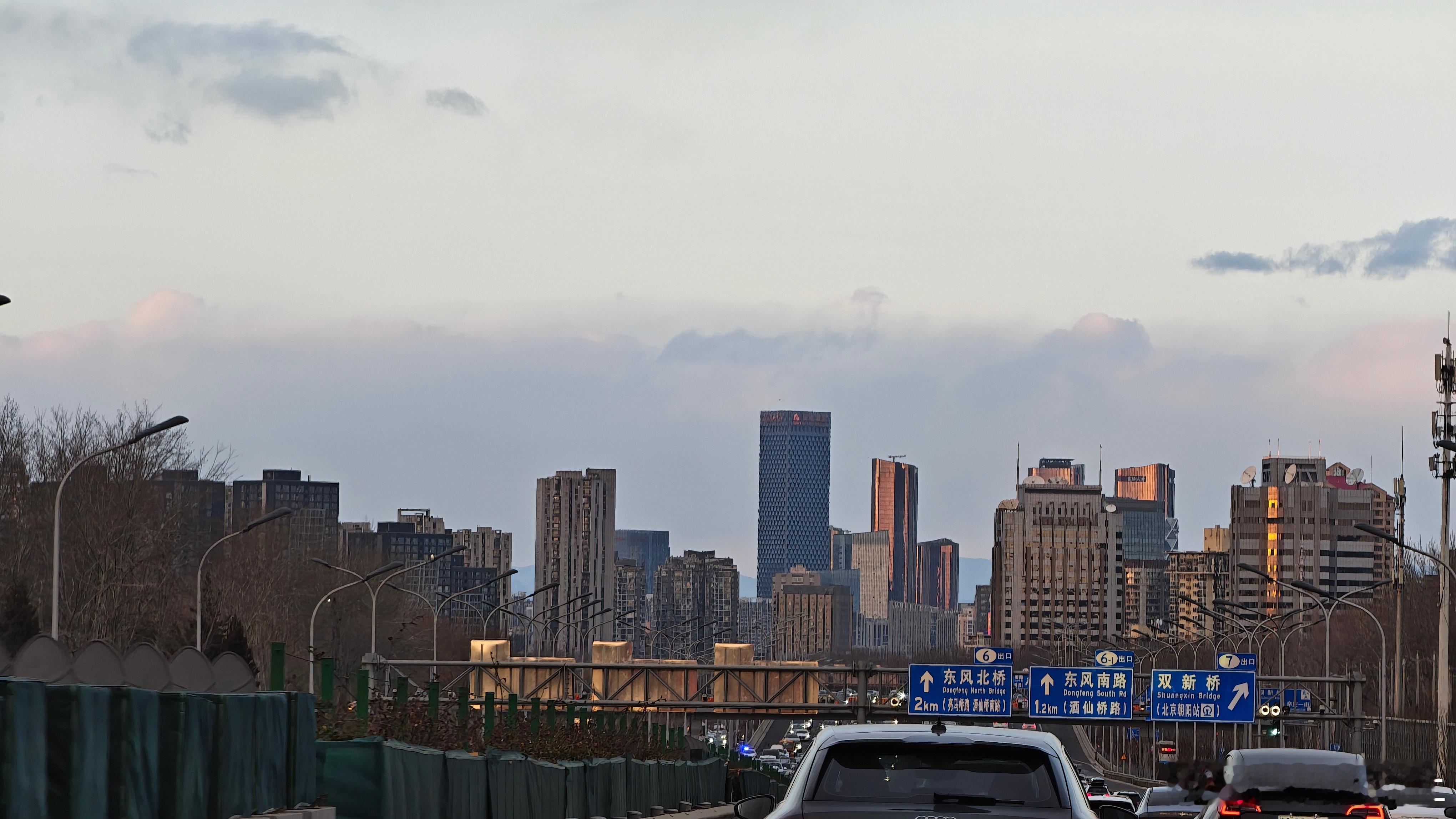 最怕的事情就是在外面忙了一天回家以后又因为孩子教育在家里又争吵了一大顿这种感觉有