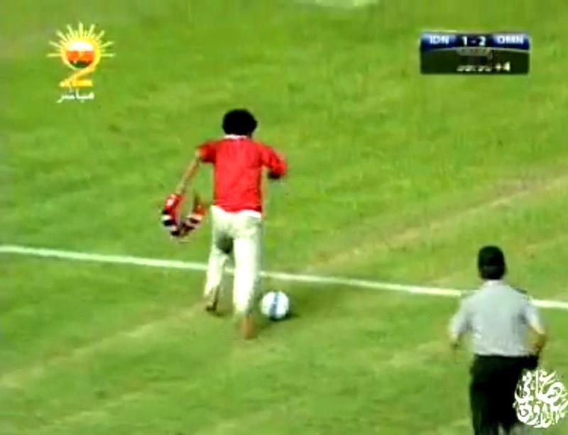 你会用哪四个字来形容中国足球? 我想用“恨铁不成”来形容中国足球。想当年，200