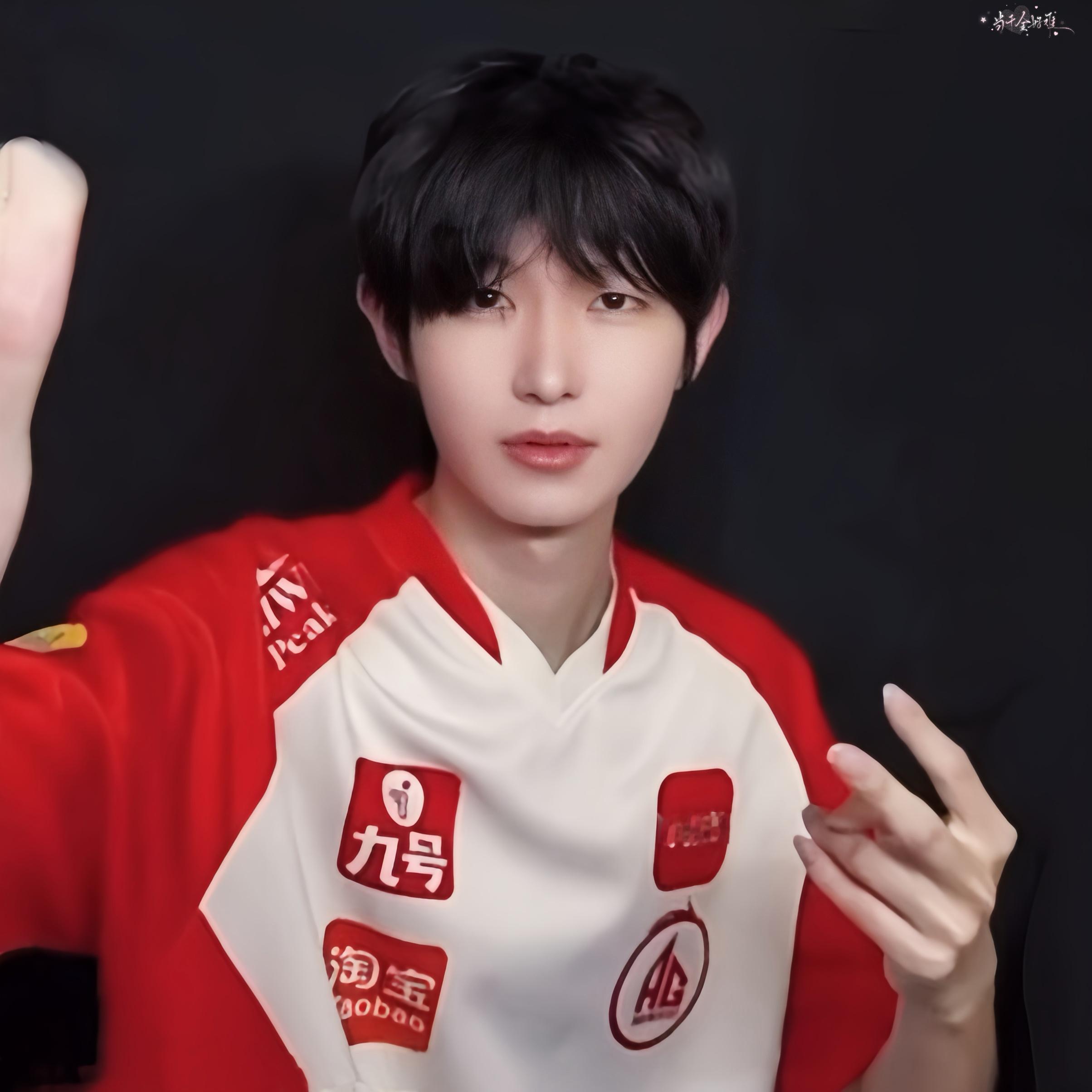 小猪新自拍特别美萌呀(＞人＜;)一诺的1226号信箱