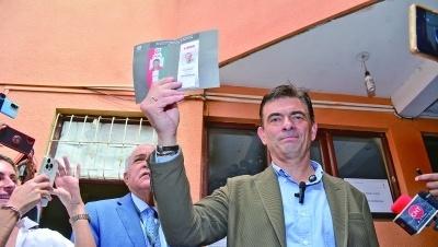 【玻利维亚新总统能否化解经济困境】玻利维亚最高选举法院10月19日晚宣布，中右翼