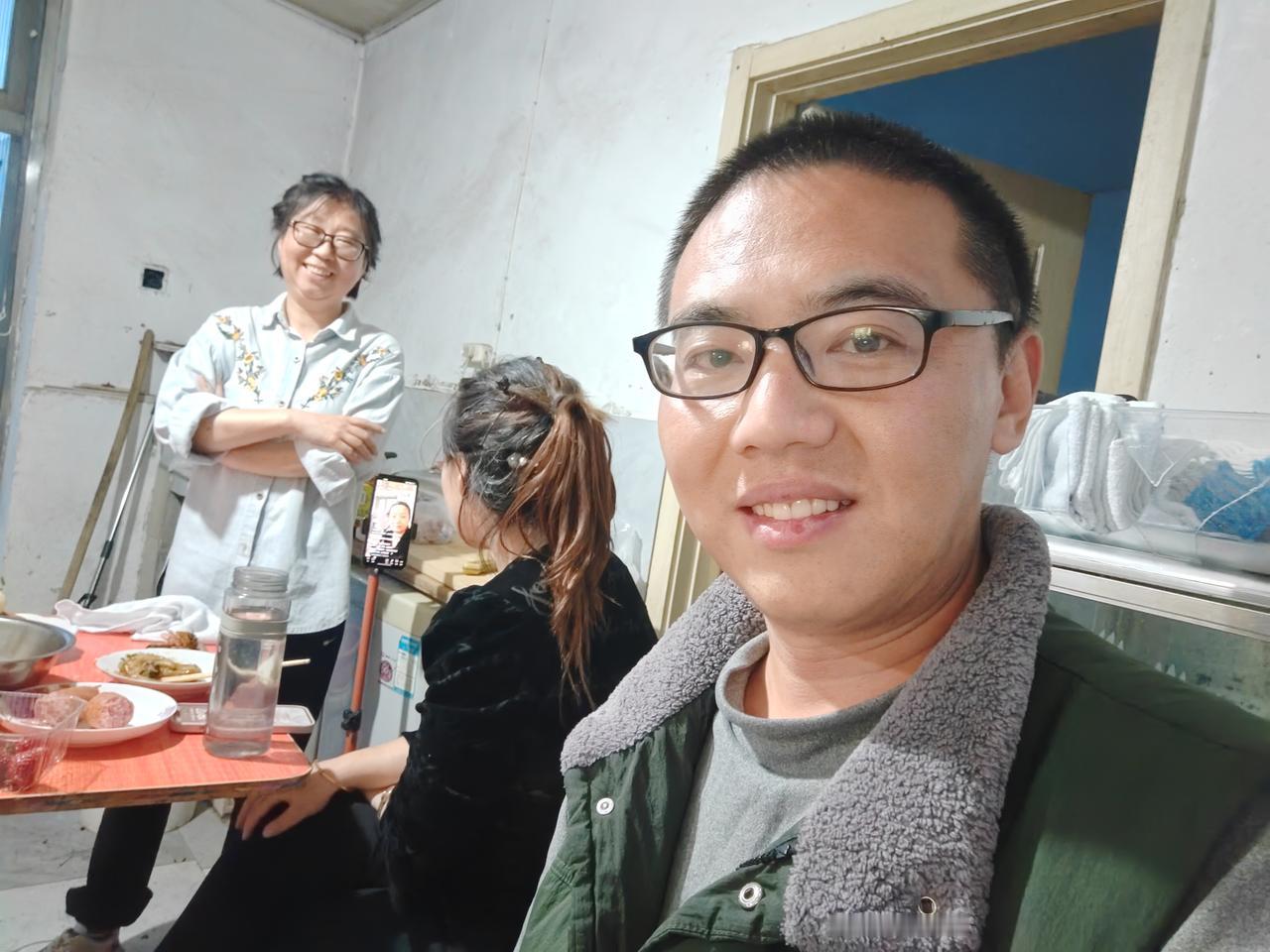 终于可以去农村小院了，大连女粉丝百合姐姐邀请我们去她们家的农村小院，她在大连普兰