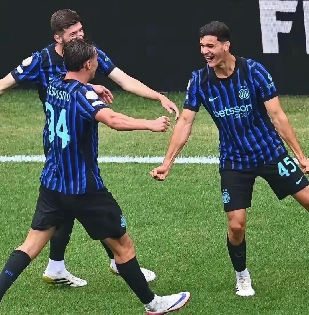 命运多舛！国际米兰的希望之星外租至阿根廷竞技队的20岁的阿根廷前场瓦伦丁·卡尔博