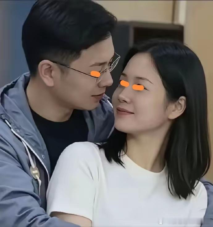 妇唱夫随，恩恩爱爱，，，祝福他们生出个“霸二代”继续为RM服务。 