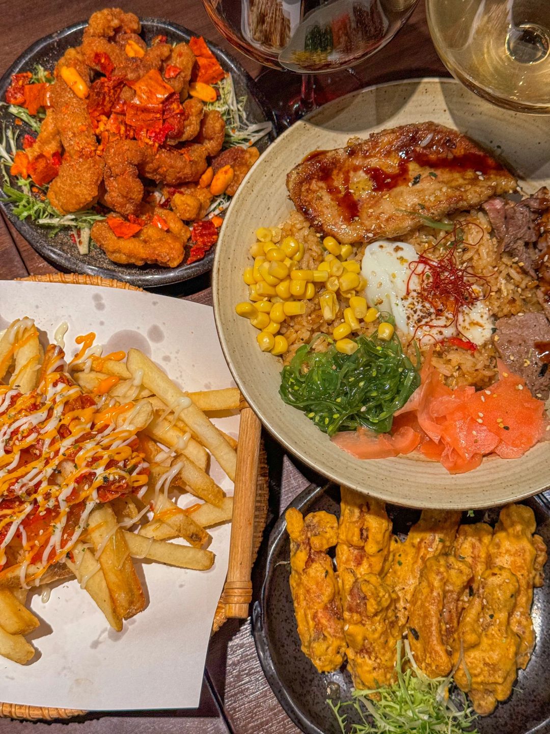 衡山路聚会黑松露牛肉鹅肝炒饭品尝下