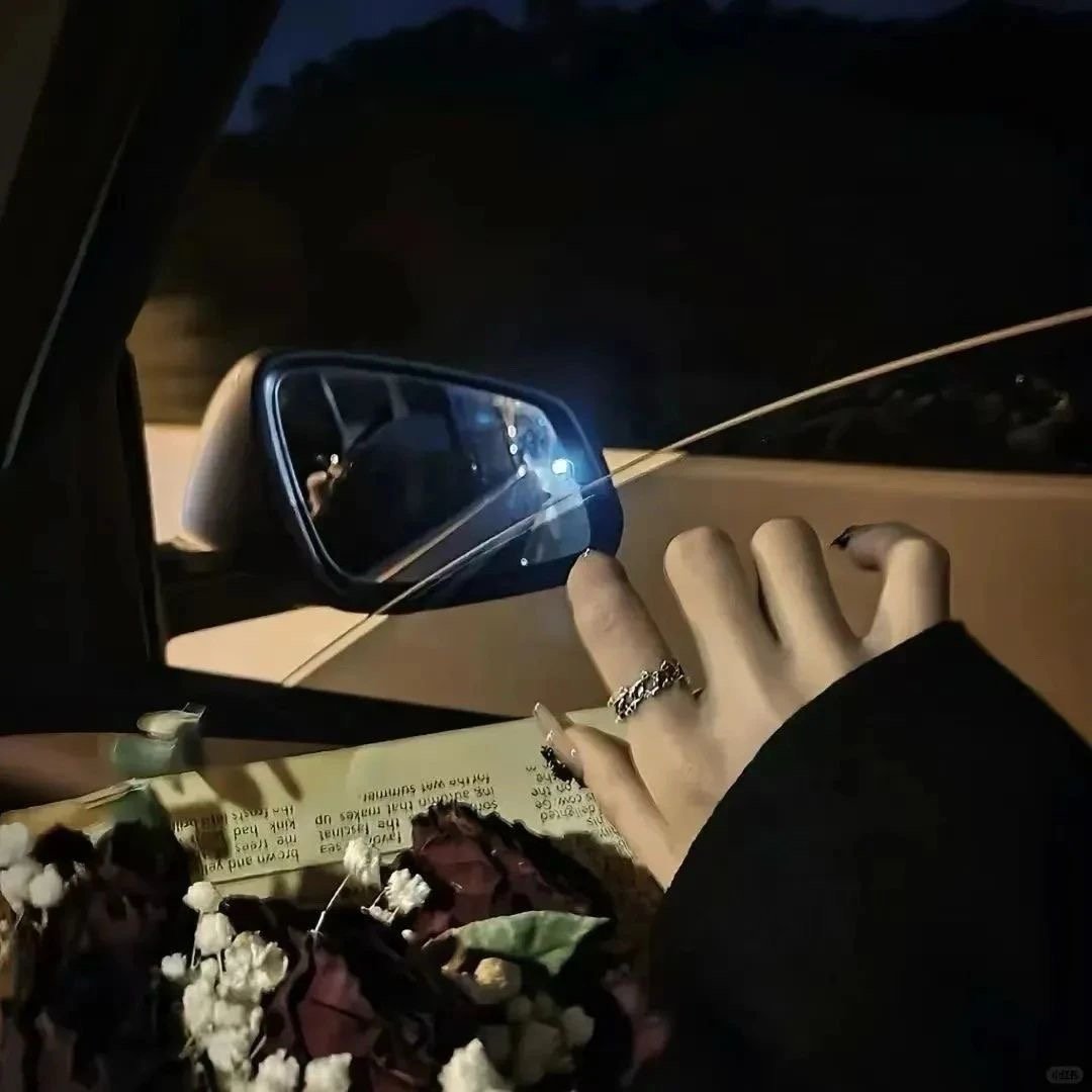 𝐬𝐭𝐨𝐫𝐲你拒绝我的一切 除了我的身体 ​​​