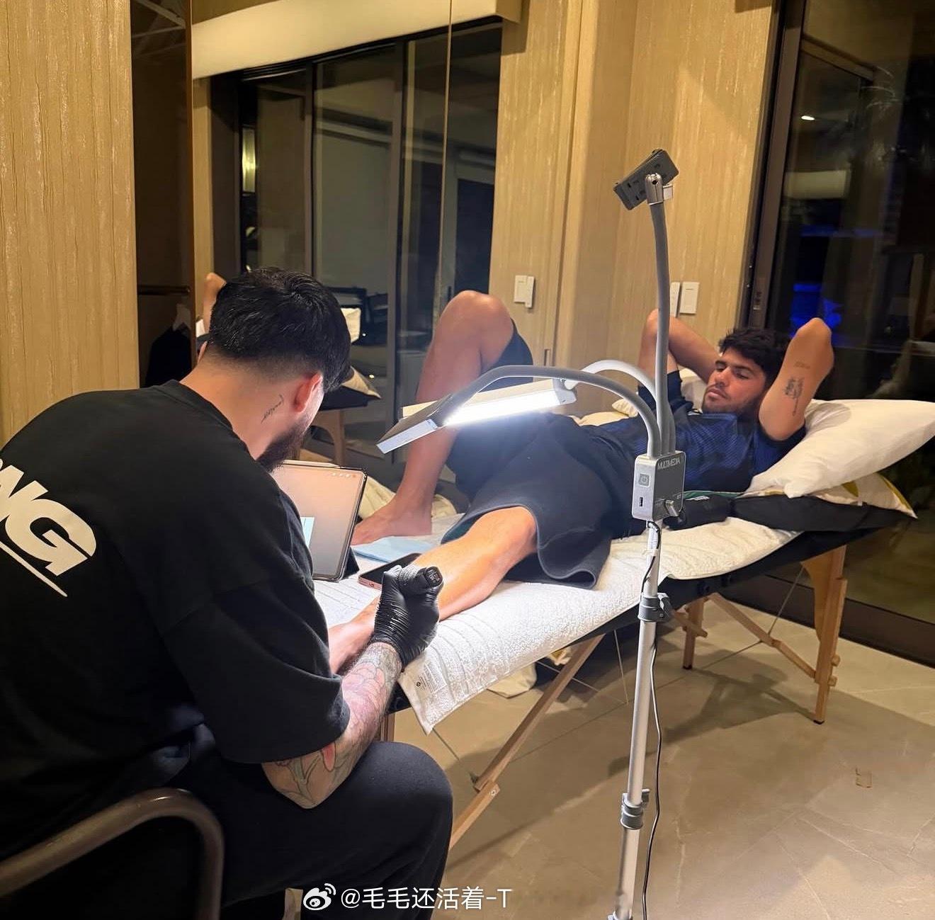 阿尔卡拉斯更新了Ins，第一张照片素在？？ 