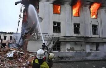 如果乌克兰被打了，我就要打俄罗斯，如果台湾被威胁了，我就要跟中国开战，这话不是小