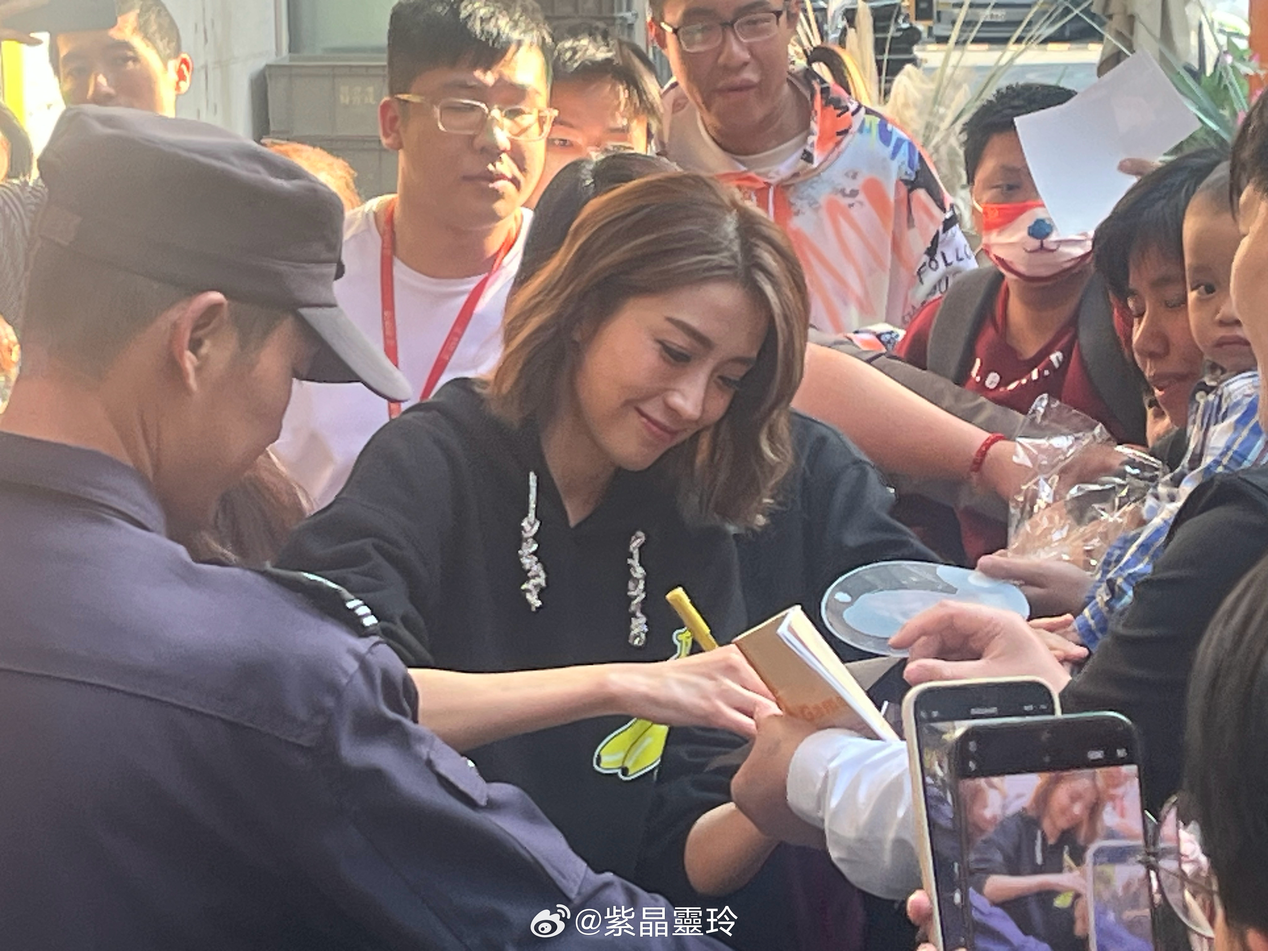 【自拍圖】《Be Your Own Light陳自瑤音樂見面會-廣州站》拜神姚子