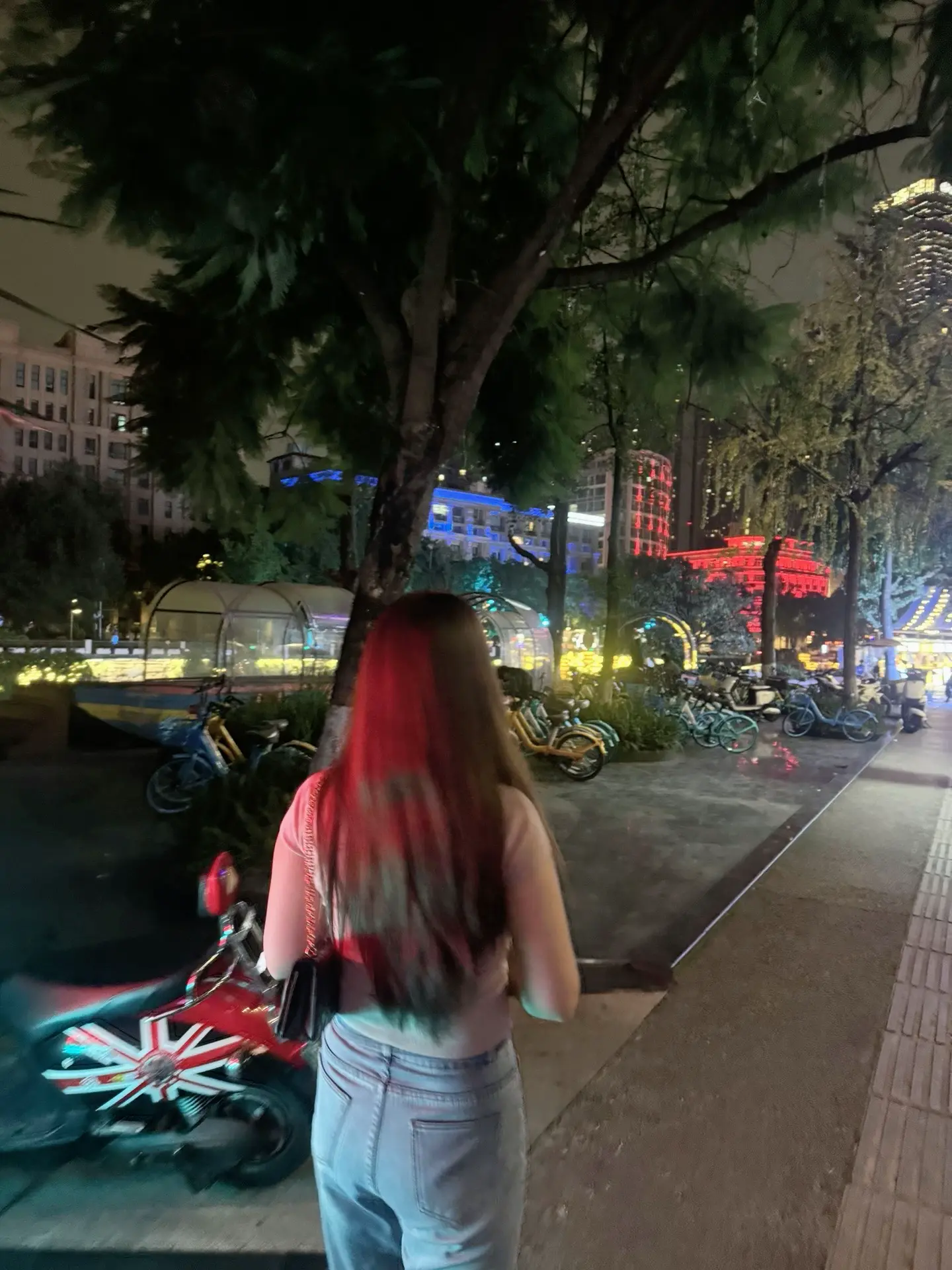 有什么痛苦去成都说