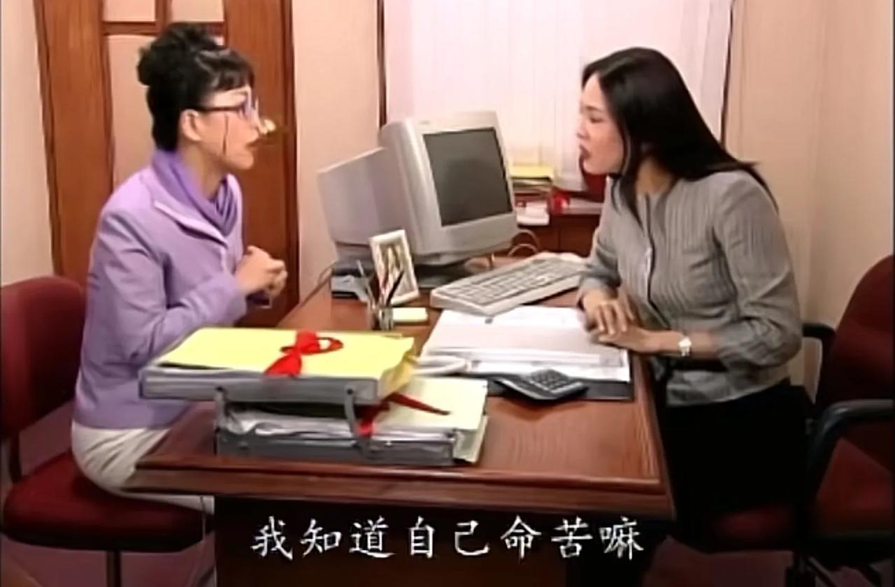 有人问：日本是世界上唯一没有改朝换代的国家，历史上日本人为何不愿推翻天皇？
答复