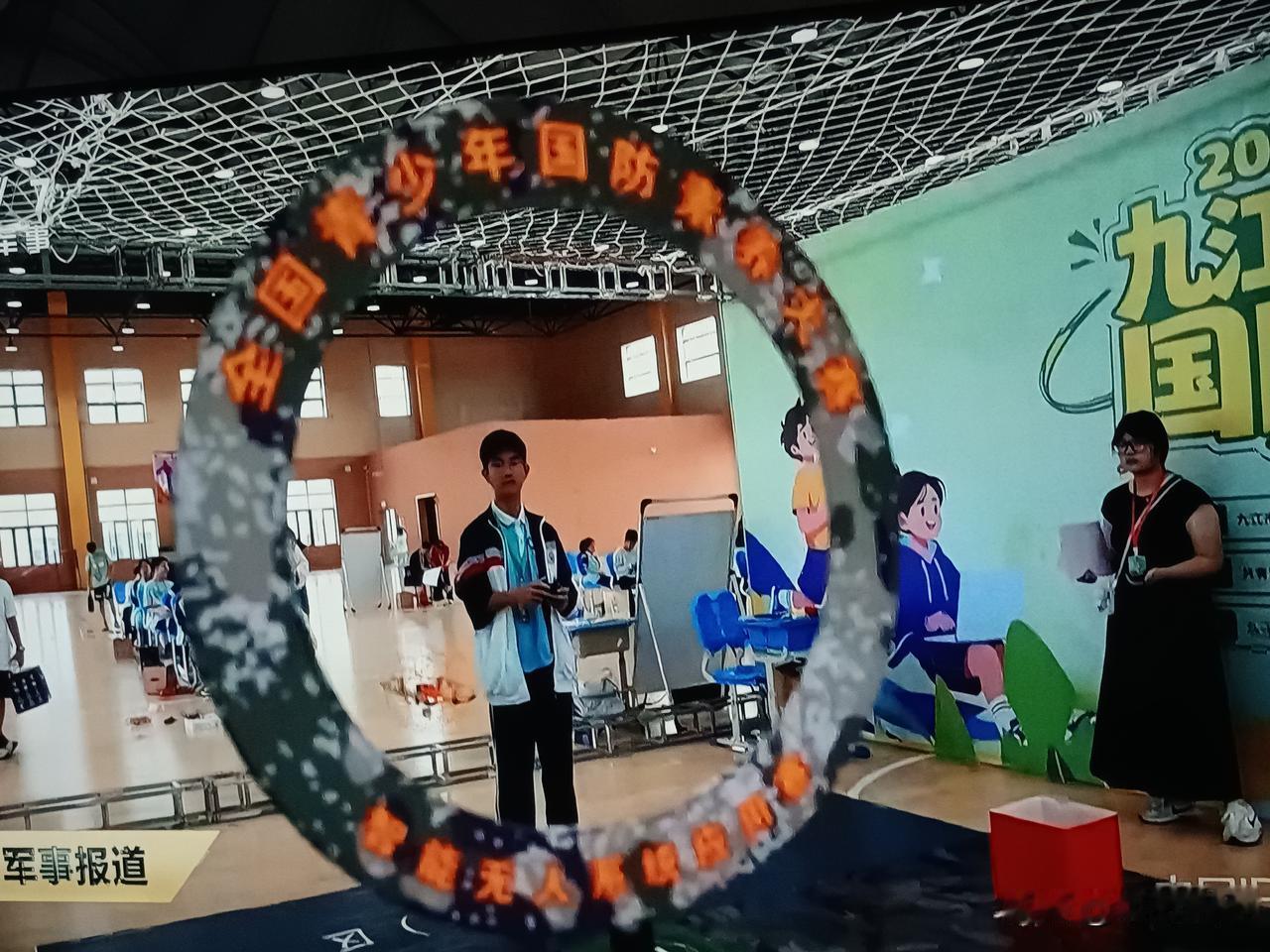 提高青少年爱国强军观念，通过AI智绘新图景，让参加AI创新比赛的青少年，对国防科