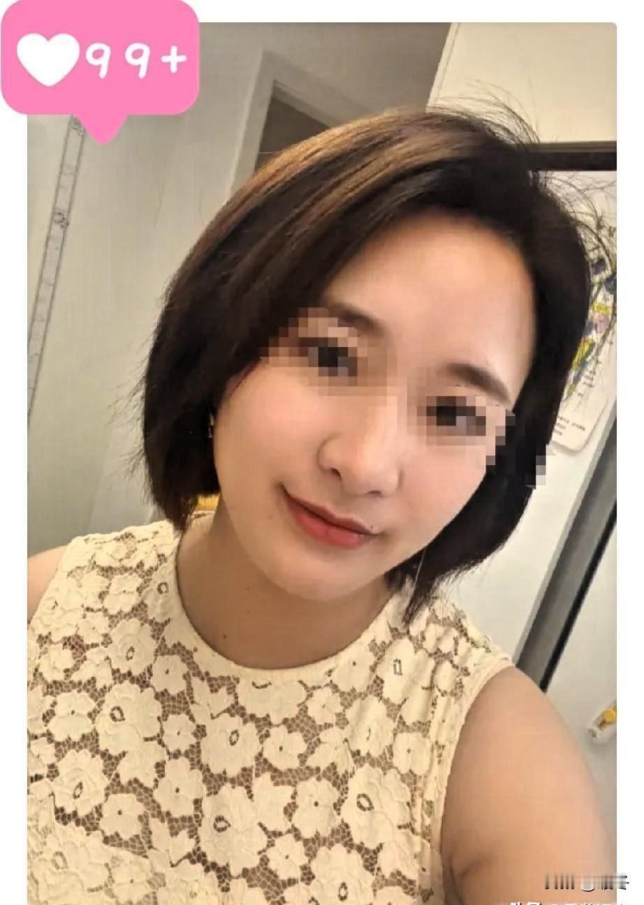 杭州这对夫妻吵架闹矛盾，两个人争执上头的时候，女子情急脱口而出，说怀里的孩子根本