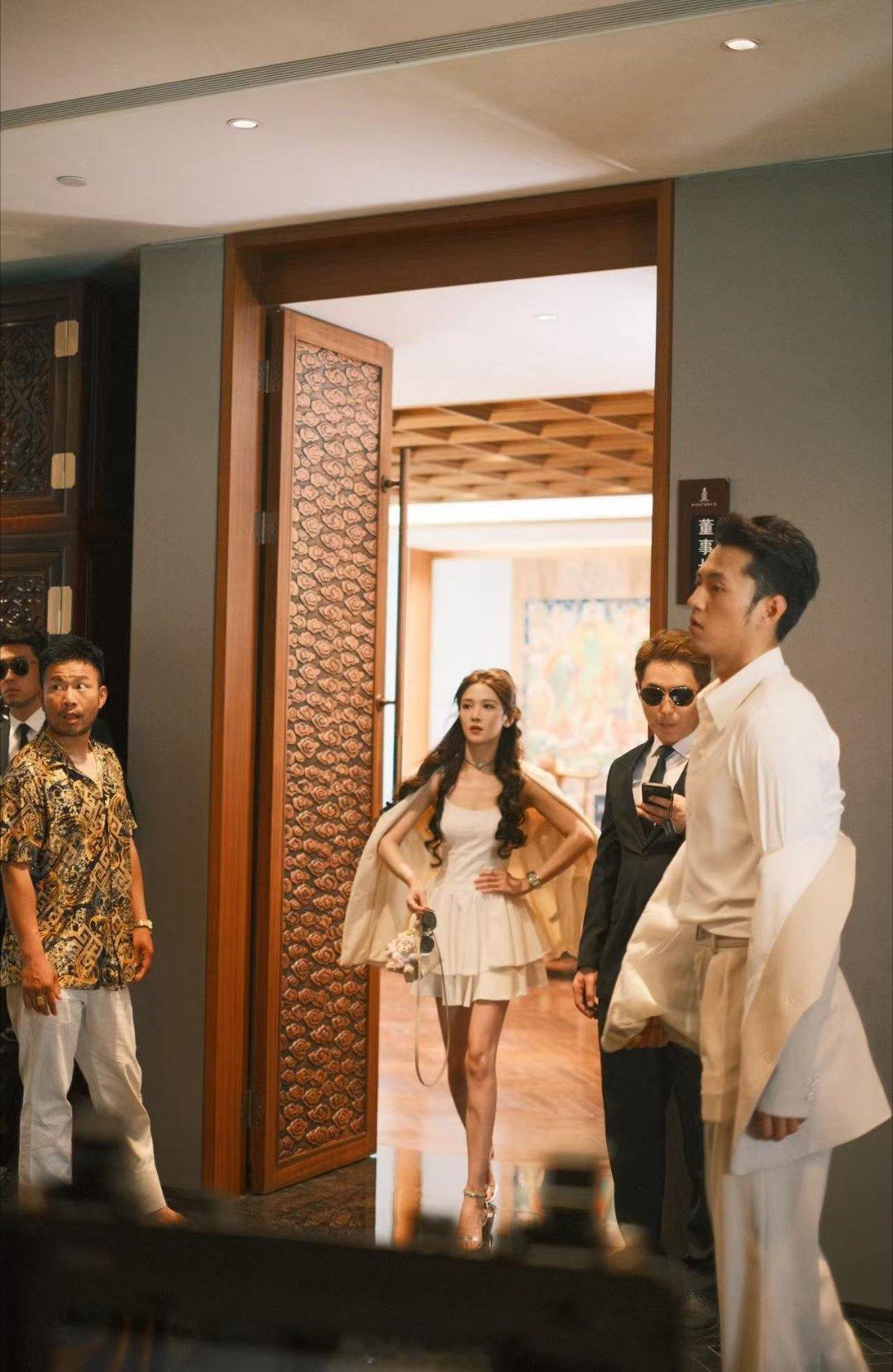 赵熙玥夏程程人间清醒 夏程程这个角色，最戳人的不是她有多好，是她有多清醒。爱的时